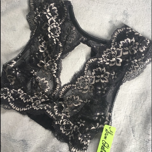 Sam Edelman Cap Sleeve Lace Bralette - Picture 3 of 5